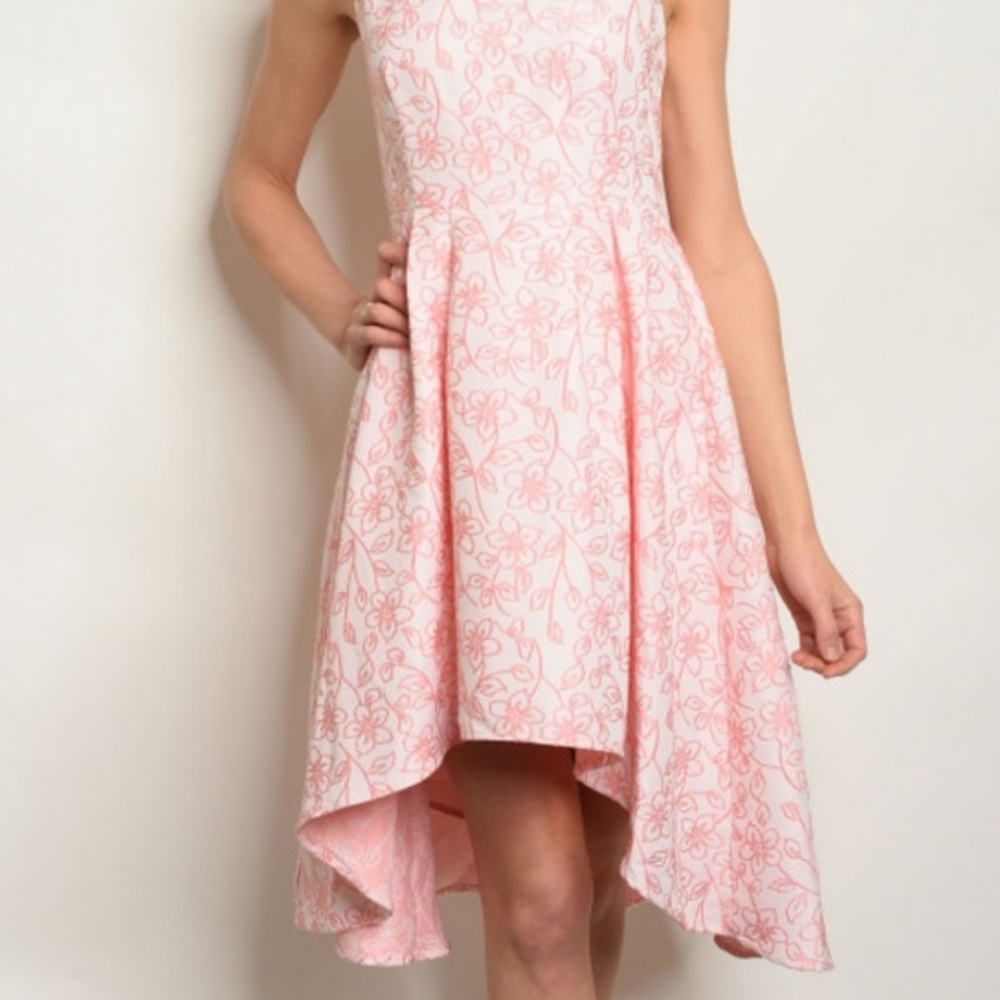 Pink spring dresses - Picture 2 of 6